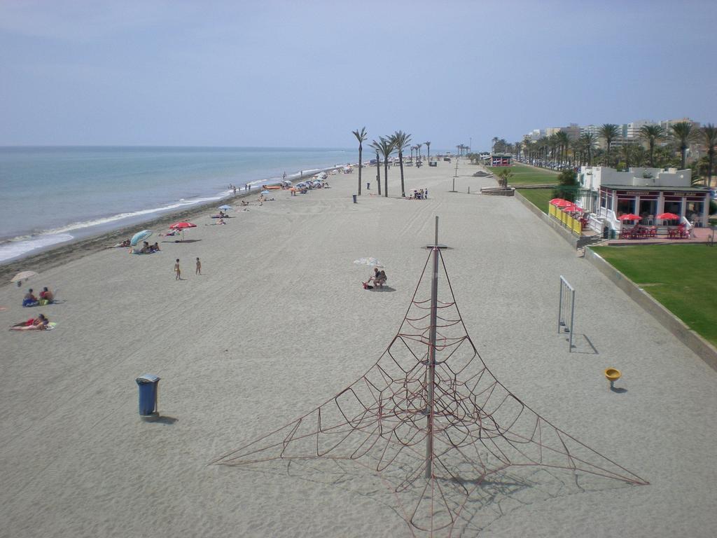 Apartamentos Estrella De Mar โรเกตัสเดมาร์ ภายนอก รูปภาพ