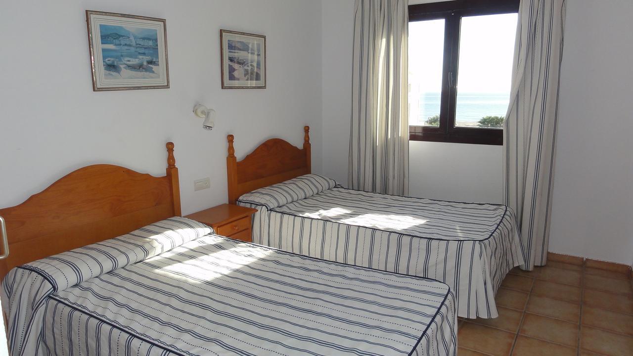 Apartamentos Estrella De Mar โรเกตัสเดมาร์ ภายนอก รูปภาพ